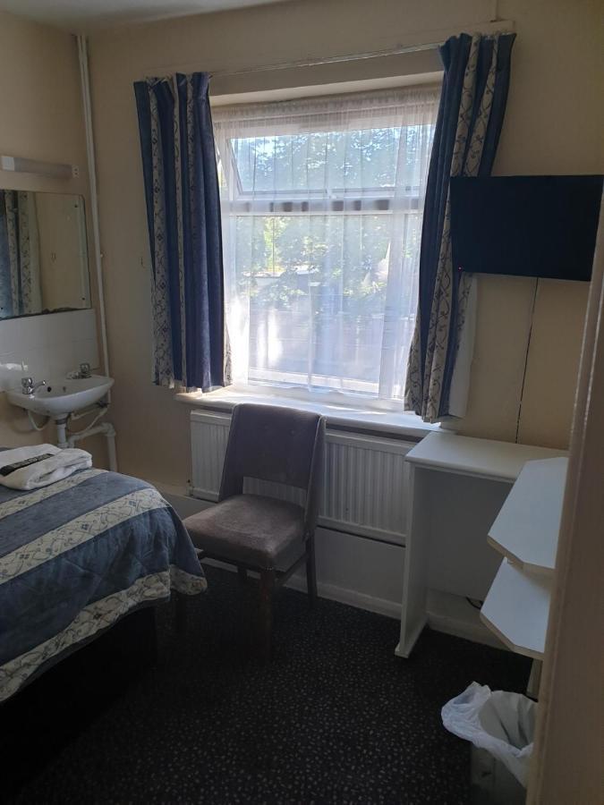 Elmhurst Hotel Reading Bagian luar foto